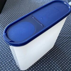 Tupperware Modular mates super oval 5 pour all seal used